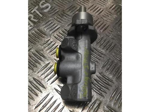 Brake master cylinder RENAULT TWINGO I (C06_) 1.2 16V (C06C, C06D, C06K) | BP26036296M77 