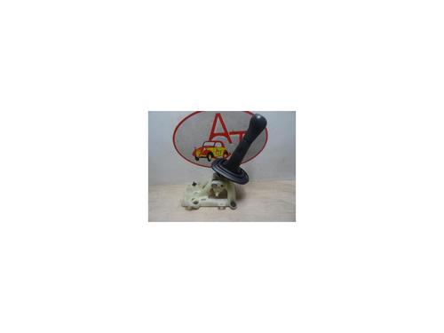 Used Gear lever TOYOTA YARIS (_P9_) 1.0 VVT-i (KSP90_, KSP90R) (69 hp) 12966090