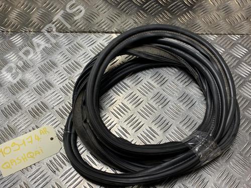 Used Rubber door seal NISSAN QASHQAI I (J10, NJ10) 1.5 dCi (110 hp) 30785984