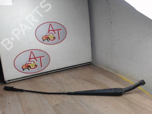 Used Front windshield wiper arm VOLVO V70 II (285) D5 AWD (163 hp) 23035153