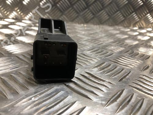 electronic-sensor-peugeot-5008-0u_-0e_-2009-2010-2011-2012-2013-2014-2015-2016-2017-23390198 main image