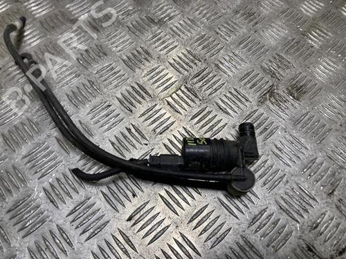 Used Washer pump Washer pump PEUGEOT 5008 (0U_, 0E_) 2.0 HDi 150 / BlueHDi 150 (150 hp) 33338317 33338317