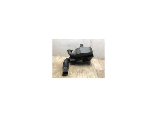 Used Air filter box PEUGEOT 108 1.2 (82 hp) 23186728