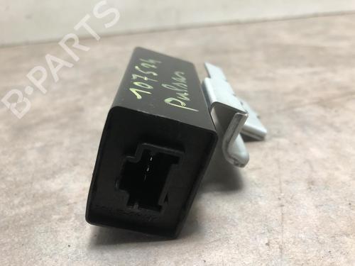 Used Control unit NISSAN PULSAR Hatchback (C13) 1.5 dCi (110 hp) 20621221