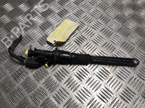 Used Clutch slave cylinder Clutch slave cylinder PEUGEOT 208 II (UB_, UP_, UW_, UJ_) 1.2 PureTech 100 (101 hp) 36002581 36002581