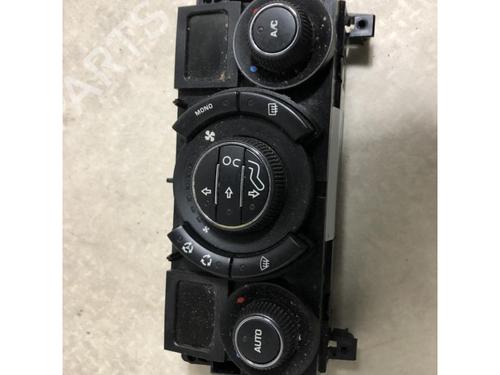 Used Climate control PEUGEOT 3008 I MPV (0U_) 1.6 HDi (114 hp) 20615384