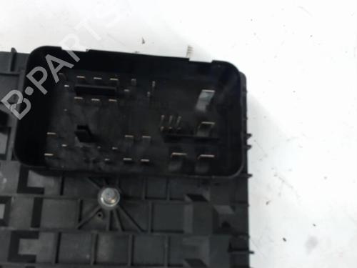 Fuse box VW GOLF V (1K1) 2.0 TDI 16V | BP31195344E1