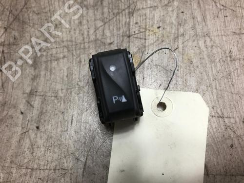 Used Switch RENAULT TWINGO III (BCM_, BCA_) 0.9 TCe 90 (BCM9, BCM2) (90 hp) 20624890