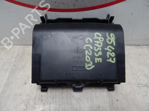 Used Ashtray MERCEDES-BENZ C-CLASS Coupe (CL203) C 220 CDI (203.706) (143 hp) 30782975