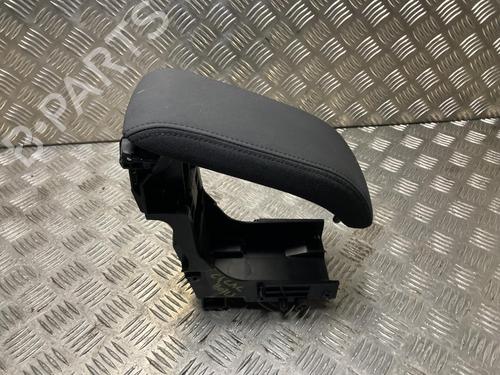 Used Armrest / Center console CITROËN C4 CACTUS 1.2 PureTech 130 (131 hp) 32519672