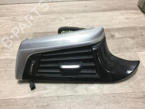 Used Air vent BMW 5 (G30, F90) 530 e Plug-in Hybrid (252 hp) 13260275