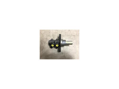 Used Brake master cylinder FORD TRANSIT Van (FA_ _) 2.2 TDCi (85 hp) 20627974