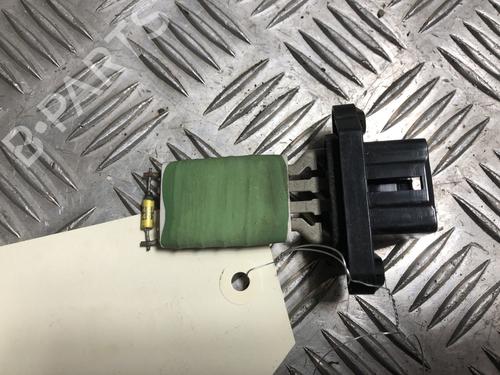 Used Heater resistor Heater resistor VW UP! (121, 122, BL1, BL2, BL3, 123) 1.0 (60 hp) 33241749 33241749