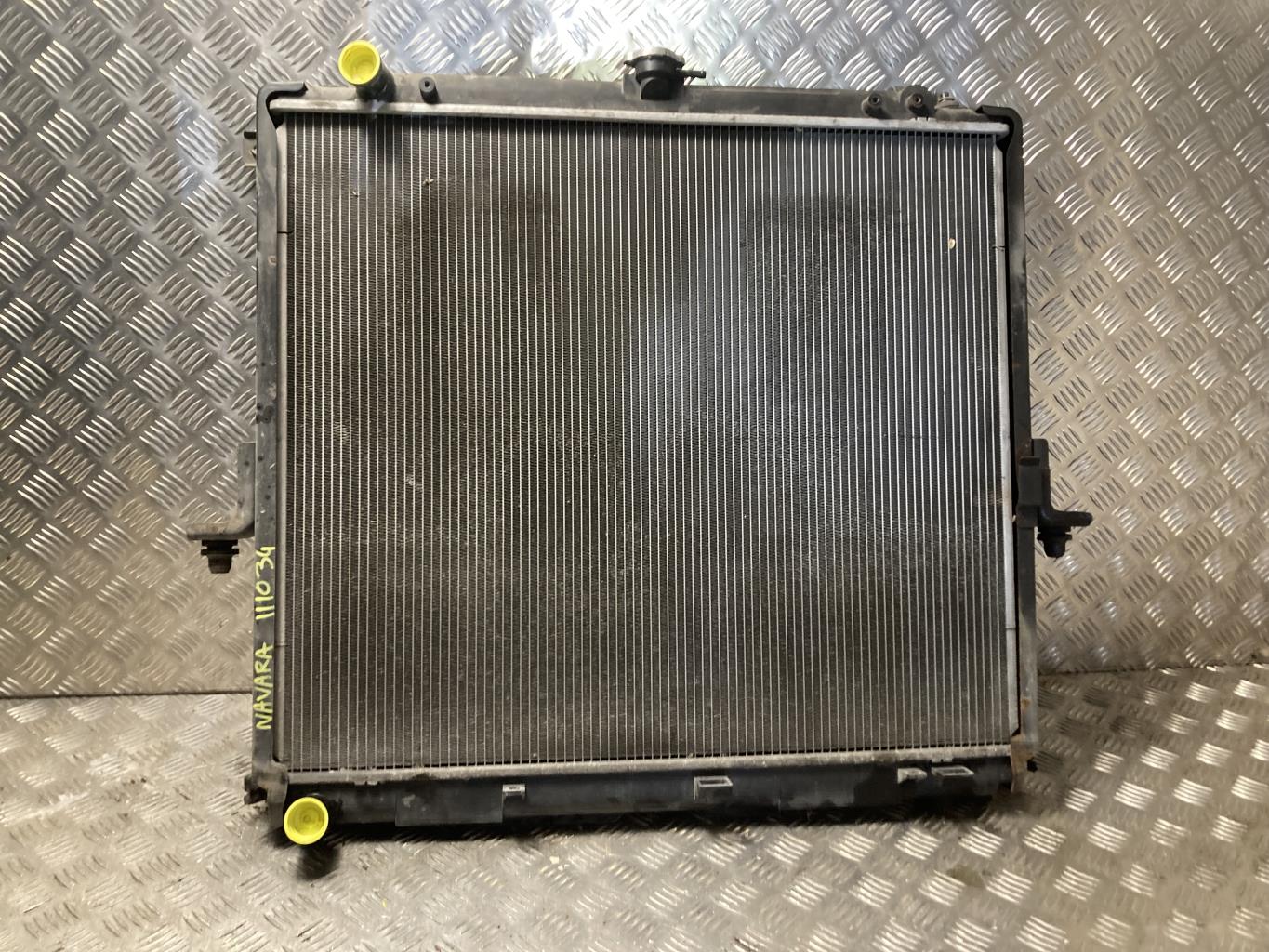 D40 Radiator Water radiator NISSAN NAVARA NP300 (D40) 2.5 dCi 4WD 36197028 | B-Parts
