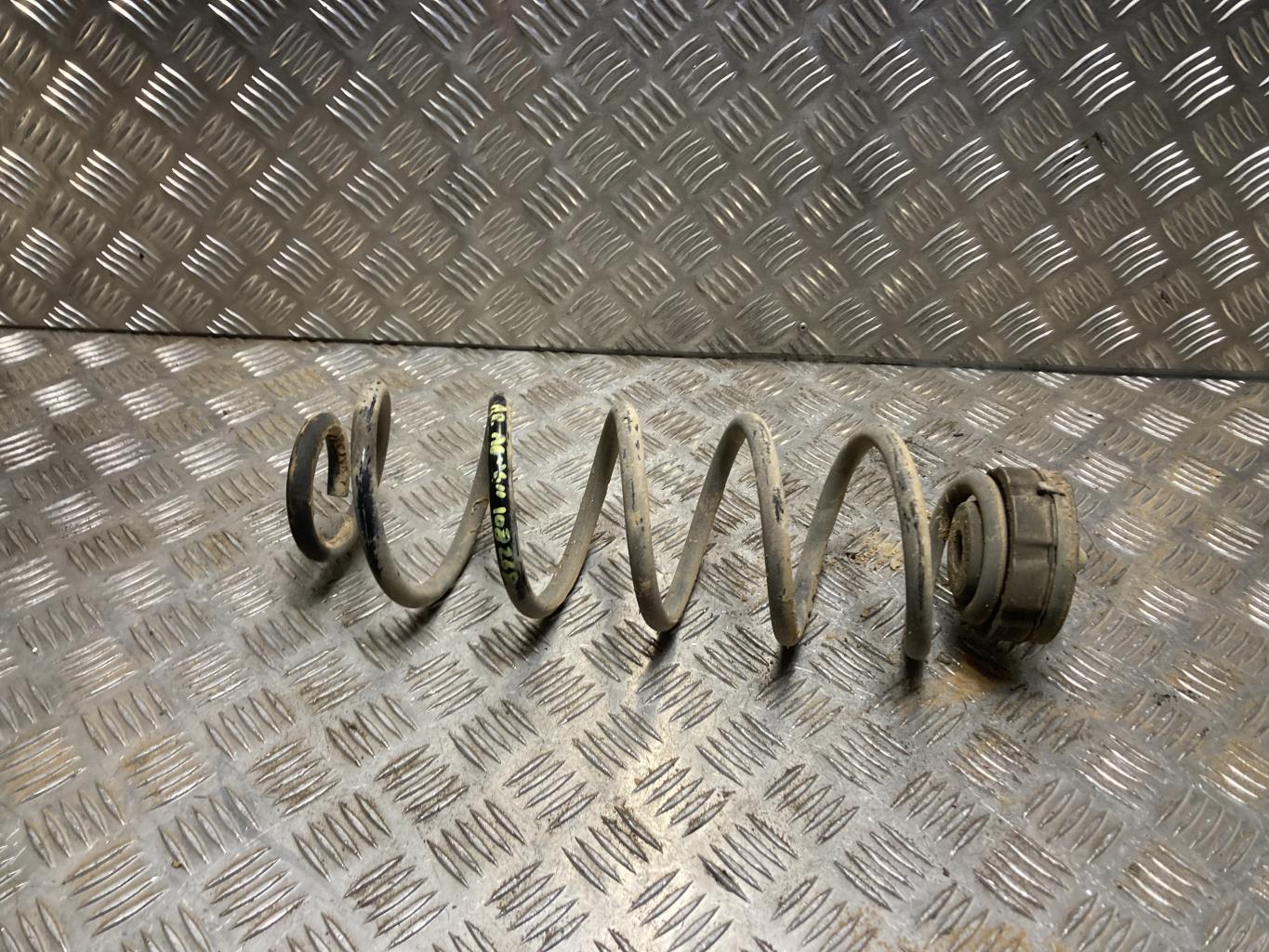Shock absorber spring AUDI A6 C7 Avant (4G5, 4GD) 2.0 TDI 31186055 | B ...
