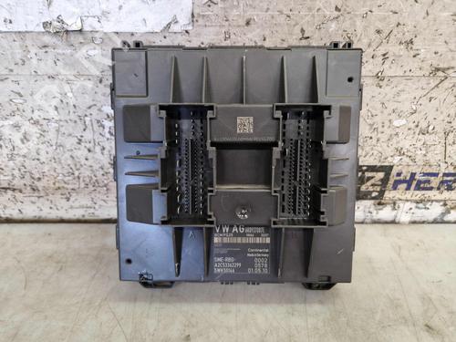 Used Control unit VW POLO V (6R1, 6C1) 1.2 TSI (105 hp) 27543599