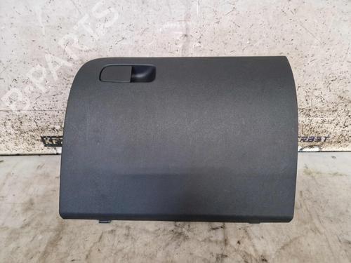 Used Glove box Glove box 39451289 39451289