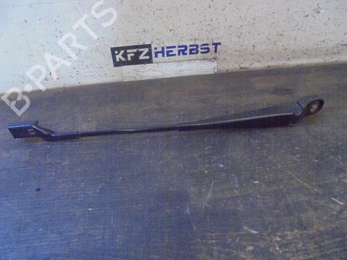 Used Front windshield wiper arm SKODA FABIA II Combi (545) 1.2 (70 hp) 13068610