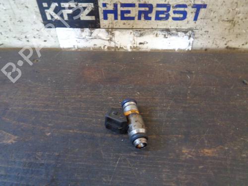 Injector LANCIA YPSILON (843_) 1.2 (843.AXL1A) (69 hp) 13436296