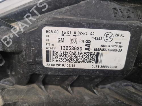 Right headlight OPEL MERIVA B MPV (S10) 1.4 (75) | BP40238932C29 - Image 2