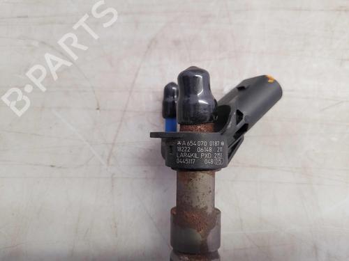 Injector MERCEDES-BENZ E-CLASS (W213) E 220 d (213.004) | BP24135565M100 