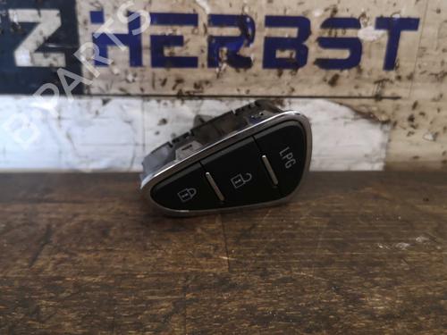 Used Switch Switch OPEL CORSA E (X15) 1.4 (08, 68) (75 hp) 33542211 33542211
