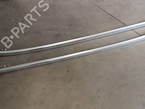 Used Roof bar TOYOTA AURIS Estate (_E18_) 1.6 D4-D (WWE185_) (112 hp) 12876859