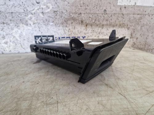 Used Glove box VW TOURAN (5T1) 2.0 TDI (150 hp) 30293474