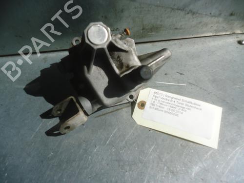 Used Gear lever OPEL VECTRA B Hatchback (J96) 1.8 i 16V (F68) (125 hp) 20578973