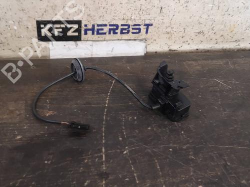 Used Fuel door actuator VW GOLF VII (5G1, BQ1, BE1, BE2) 1.6 TDI (90 hp) 20093371