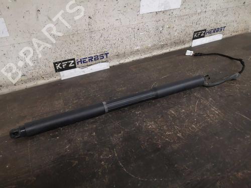 Used Tailgate lift support BMW 3 Touring (F31) 320 d (163 hp) 13071713