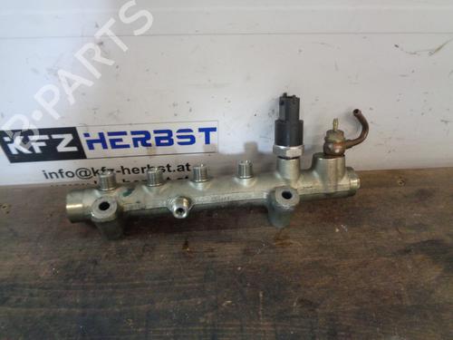 Used Injection rail OPEL ASTRA H Estate (A04) 1.7 CDTI (L35) (80 hp) 13440384