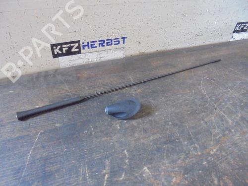 Antenne/Base FORD FIESTA VI (CB1, CCN) 1.0 EcoBoost (100 hp) 13063067