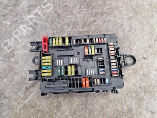 fuse-box-bmw-3-f30-f80-2011-2012-2013-2014-2015-2016-2017-2018-34645037 main image