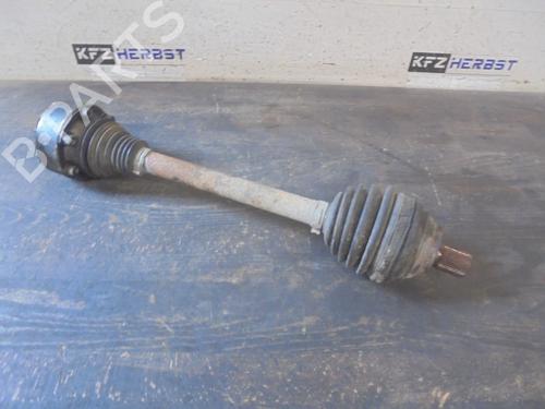 Used Left front driveshaft VW TOURAN (1T1, 1T2) 1.9 TDI (105 hp) 13433917