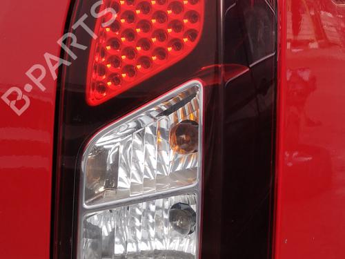 Højre baglygte PEUGEOT PARTNER Tepee 1.6 HDi / BlueHDi 75 (75 hp) 32667490