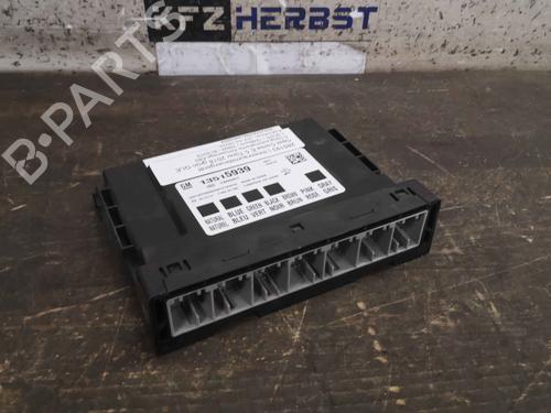 Used Control unit OPEL CORSA E (X15) 1.3 CDTI (08, 68) (95 hp) 22281884