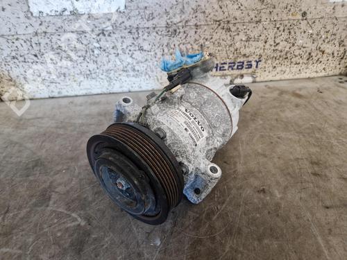 Used AC compressor AC compressor VOLVO V40 Hatchback (525) D2 (120 hp) 35975292 35975292