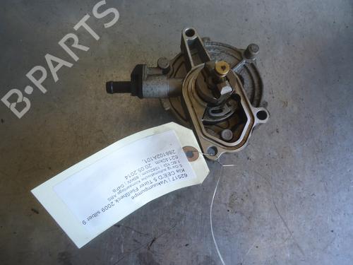 Used Vacuum pump KIA CEE'D Hatchback (ED) 1.6 CRDi 90 (90 hp) 20092394