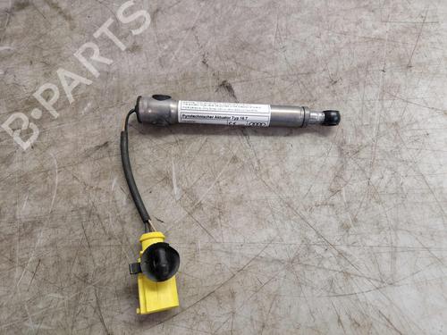 Used Hinge/Door check strap AUDI A3 Sportback (8VA, 8VF) 30 TDI (115 hp) 30270063