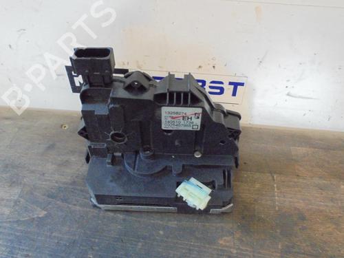 Used Front right lock OPEL CORSA D (S07) 1.2 (L08, L68) (69 hp) 15058961