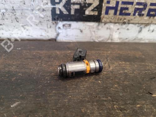 Used Injector FIAT 500 (312_) 1.2 (312AXA1A) (69 hp) 23213970