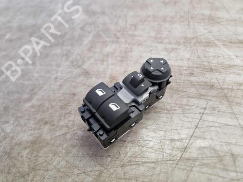 Used Switch OPEL CORSA F (P2JO) 1.2 (68) (75 hp) 25449587