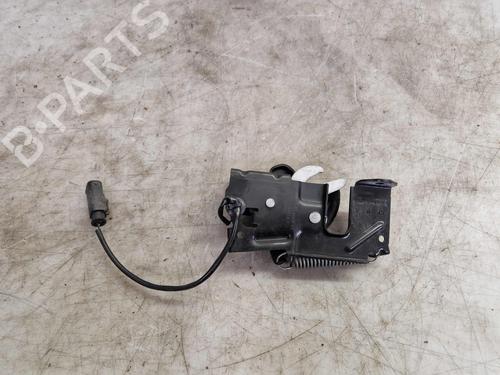 Used Hood lock BMW 3 (F30, F80) 320 d (184 hp) 30062844