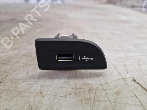 Used Switch AUDI A3 Sportback (8VA, 8VF) 30 TDI (115 hp) 30270048