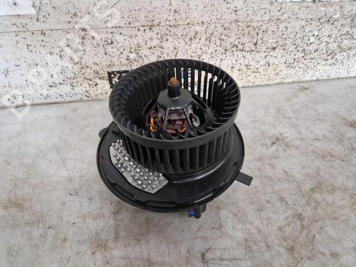 Ventilator motor VW T-ROC (A11, D11) 1.0 TSI (116 hp) 30697283