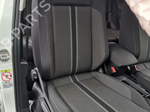 Used Right front seat VW T-ROC (A11, D11) 1.0 TSI (116 hp) 29705389
