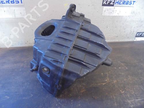 Used Air filter box RENAULT FLUENCE (L3_) 1.6 16V (L301, L30P, L30R) (111 hp) 28362232