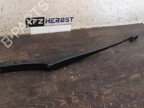 Used Front windshield wiper arm VW GOLF VI (5K1) 1.6 TDI (105 hp) 20093312