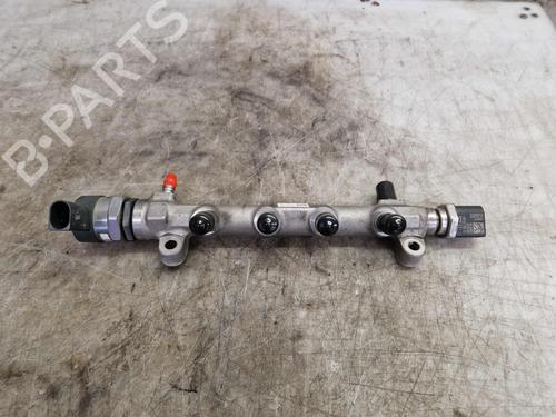 Used Injection rail SKODA OCTAVIA III Combi (5E5, 5E6) 1.6 TDI (105 hp) 30743914